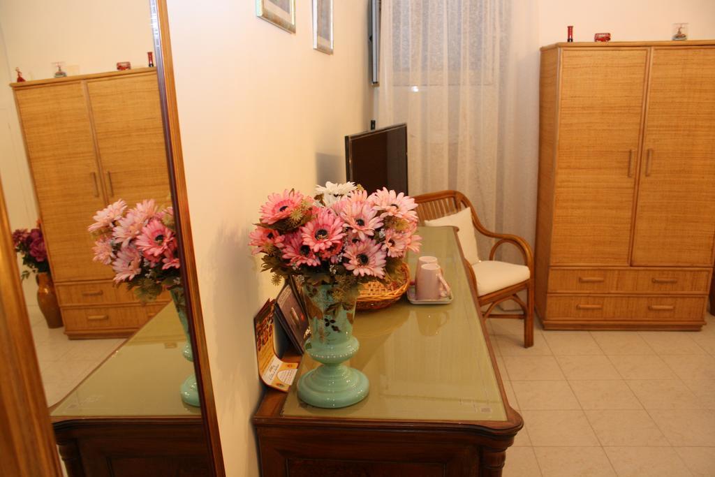 B&B Paradiso San Vincenzo Molfetta Habitación foto